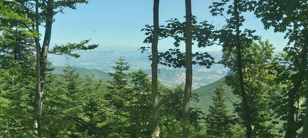 Gites Les Costoliers Châteauneuf-Miravail Zewnętrze zdjęcie
